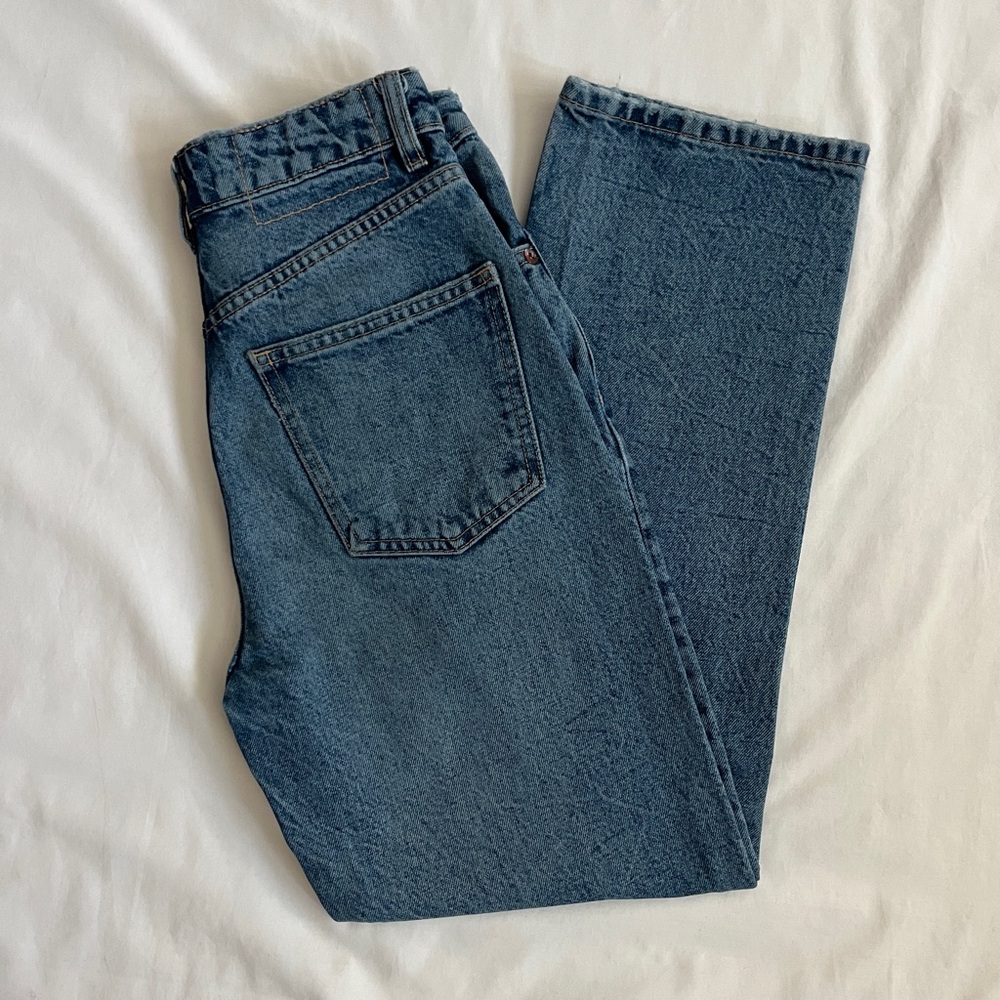 Zara High Rise Cropped Straight Leg Jeans | Medium Blue Denim Size 2